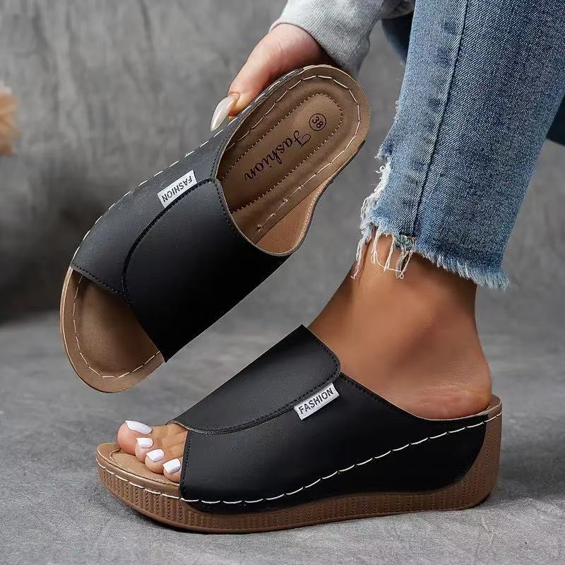 VitaFeet | Handcrafted Orthopaedic Sandals Saara
