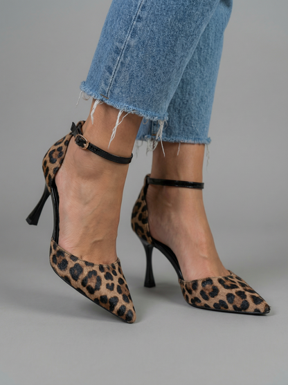 Cielo – Light blue court shoe in soft leather