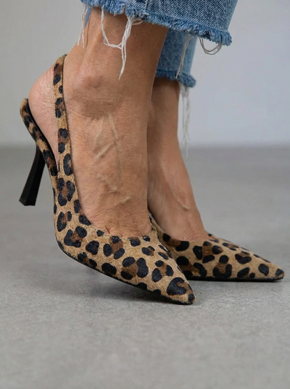 Wild Style – Ergonomic court shoe with animal print