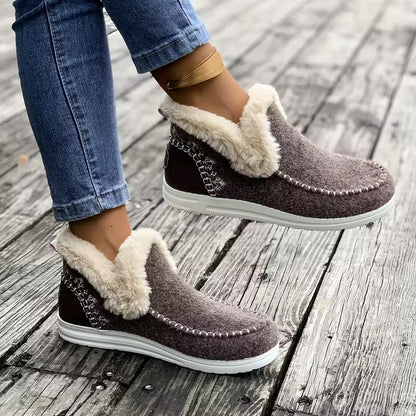 The Luma Comfort Boot