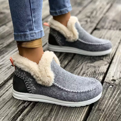 The Luma Comfort Boot